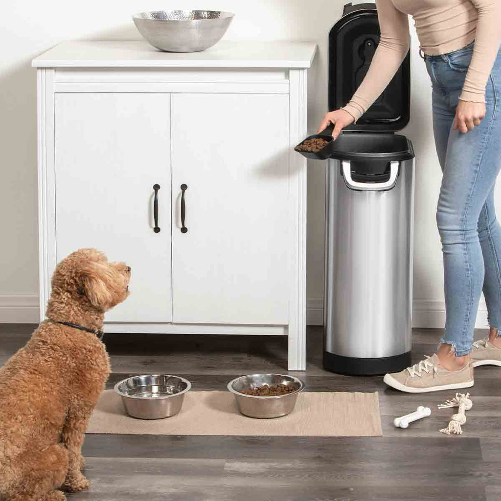 x-large pet food can