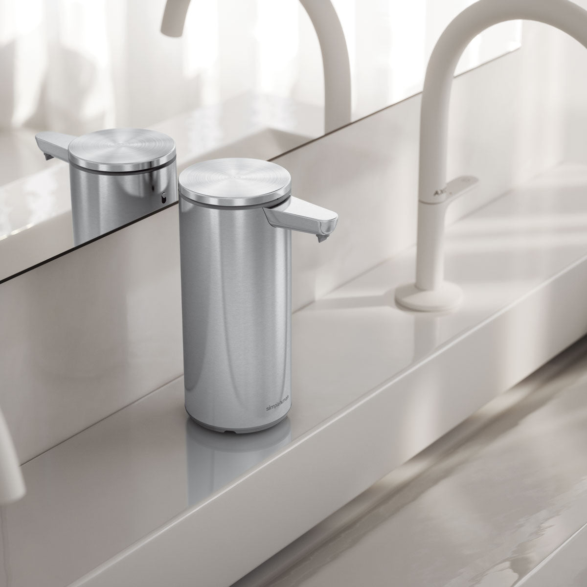 new 9 oz. rechargeable liquid sensor pump, 2-pack