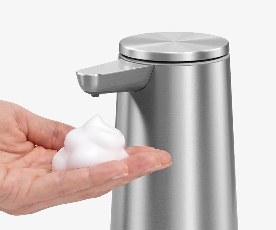 Engineered to inject just the right amount of micro-bubbles for a rich, thick foam — every time.